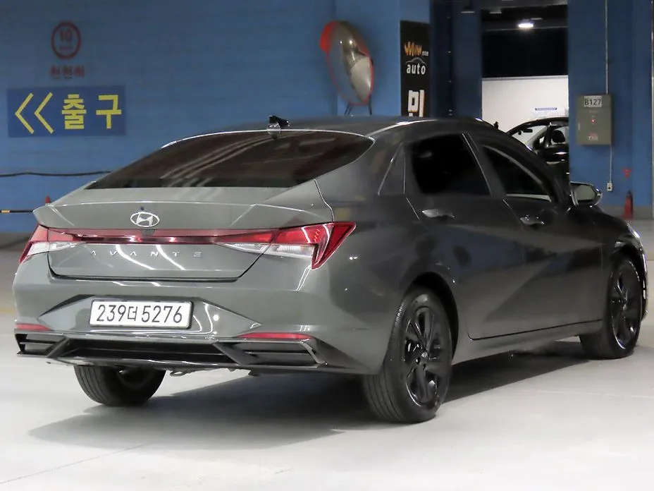 Hyundai AVANTE — фото 4