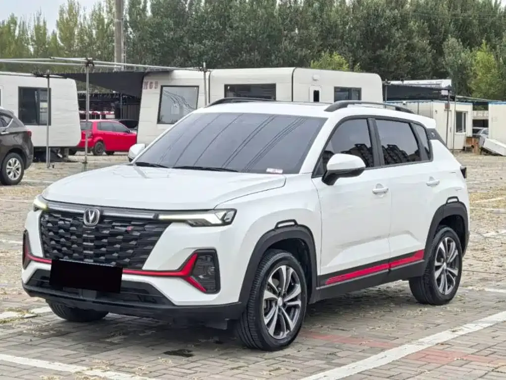 Changan CS35PLUS — фото 1