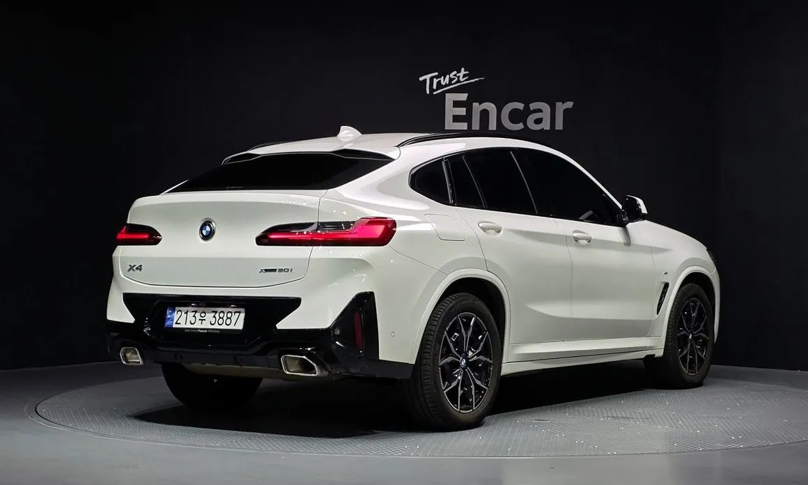 BMW X4 — фото 4