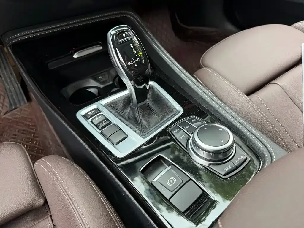 BMW 1 Series — фото 10
