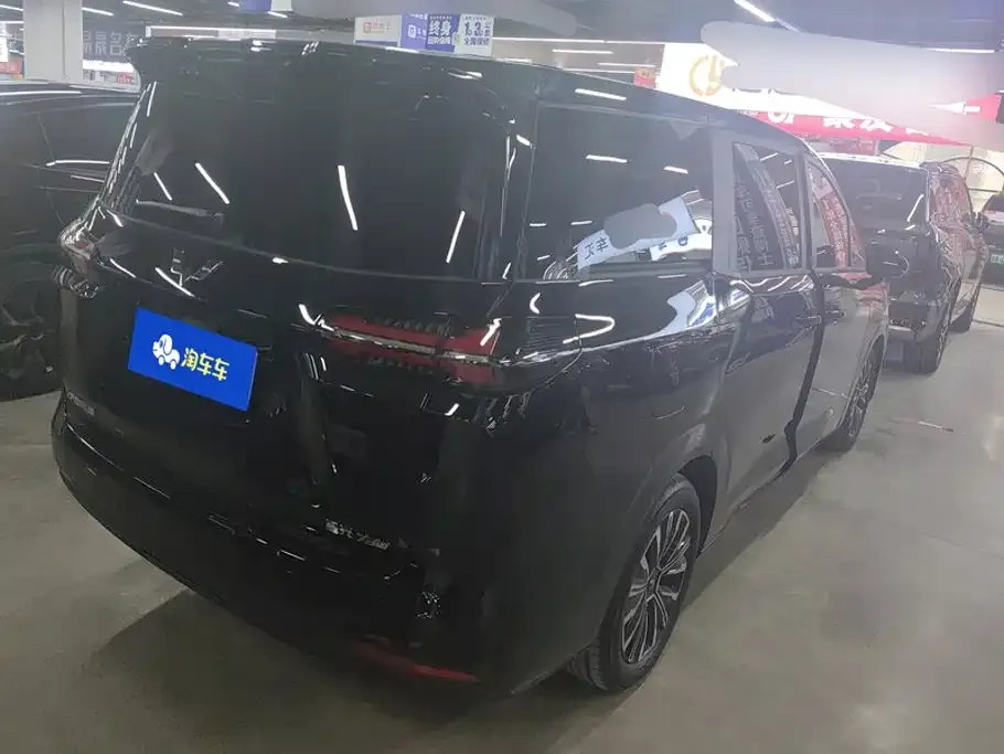 Wuling Xingguang 730 — фото 3