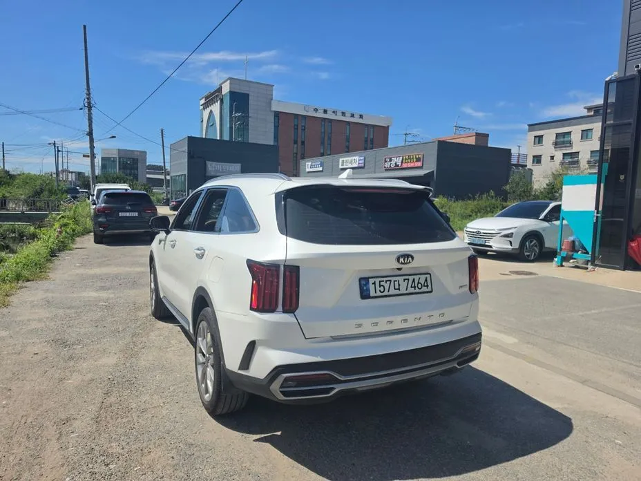 Kia Sorento — фото 8