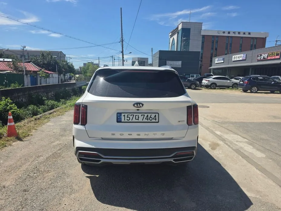 Kia Sorento — фото 9