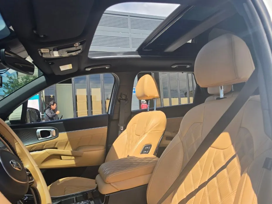 Kia Sorento — фото 5