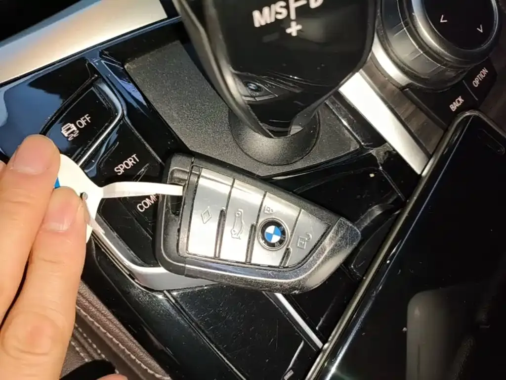 BMW 5 Series — фото 4