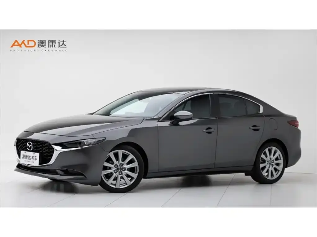 Mazda 3 Axela — фото 1