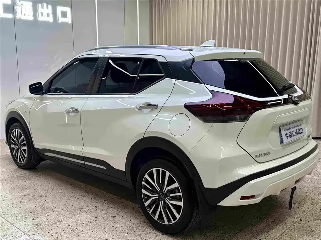 Nissan Kicks — фото 10