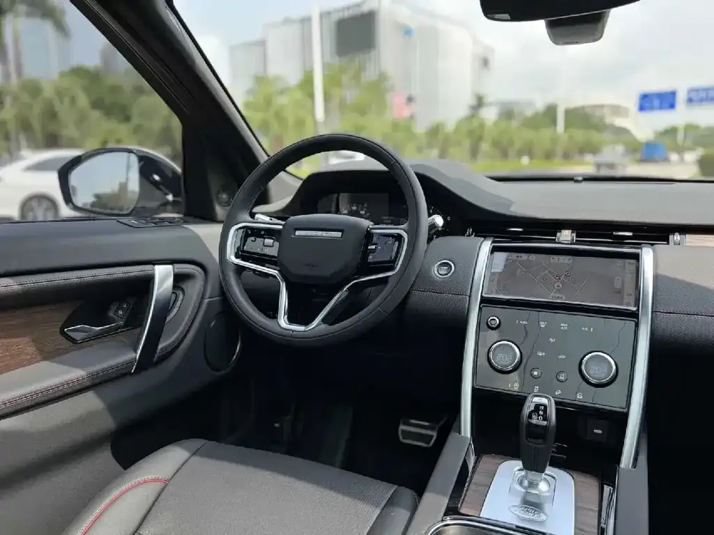 Land Rover Discovery Sport — фото 7
