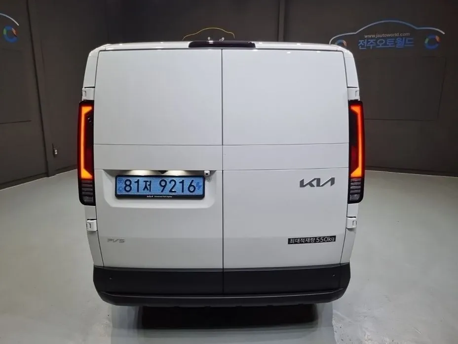 Kia PV5 — фото 2