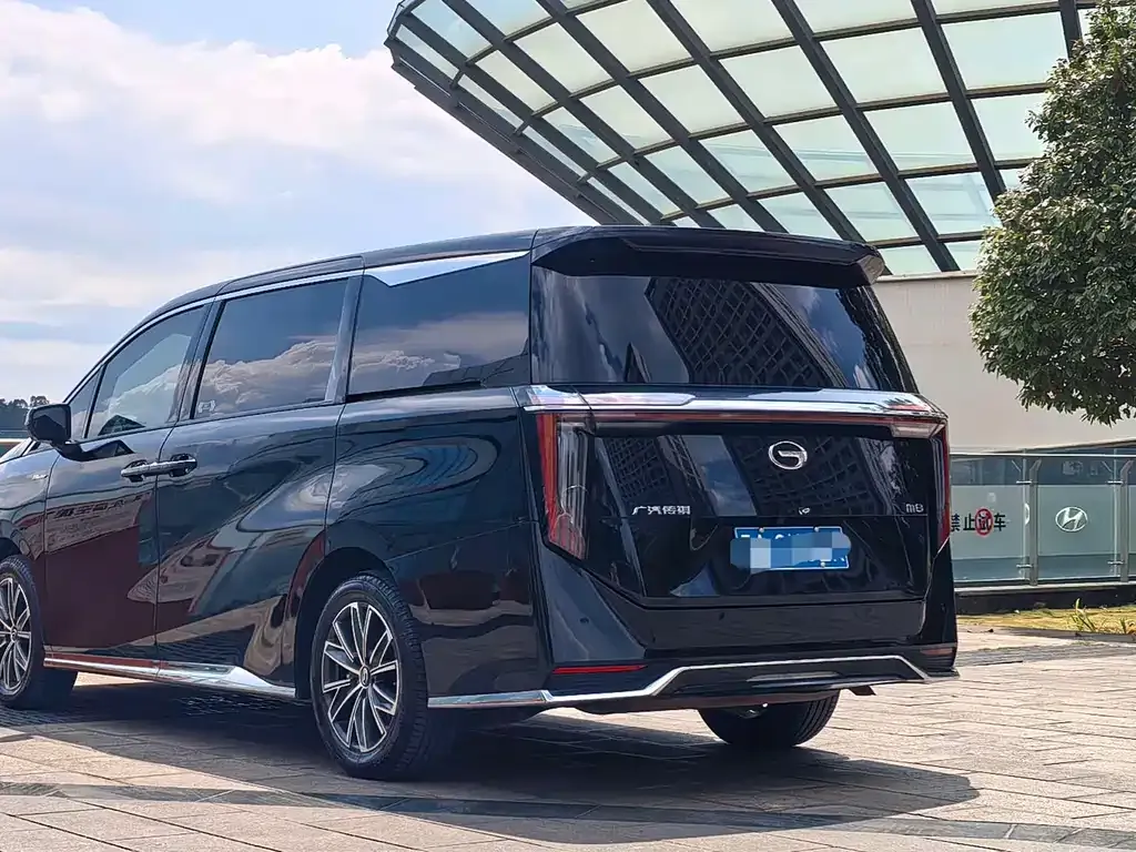 GAC Motor Trumpchi M8 — фото 4