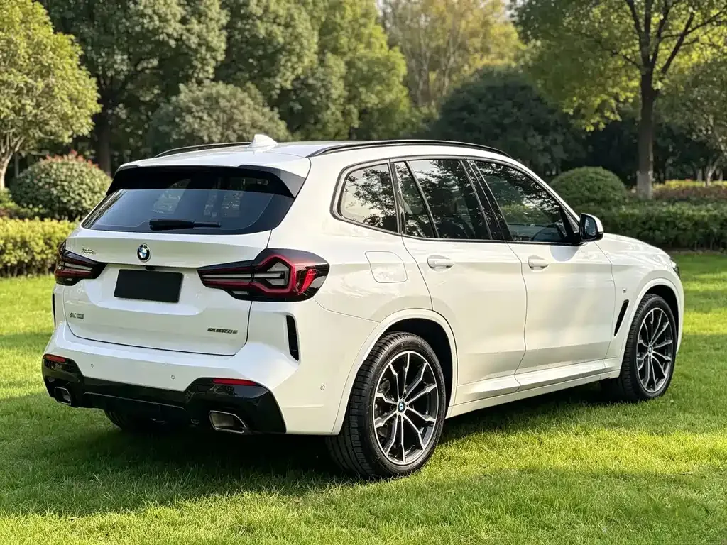 BMW X3 — фото 9
