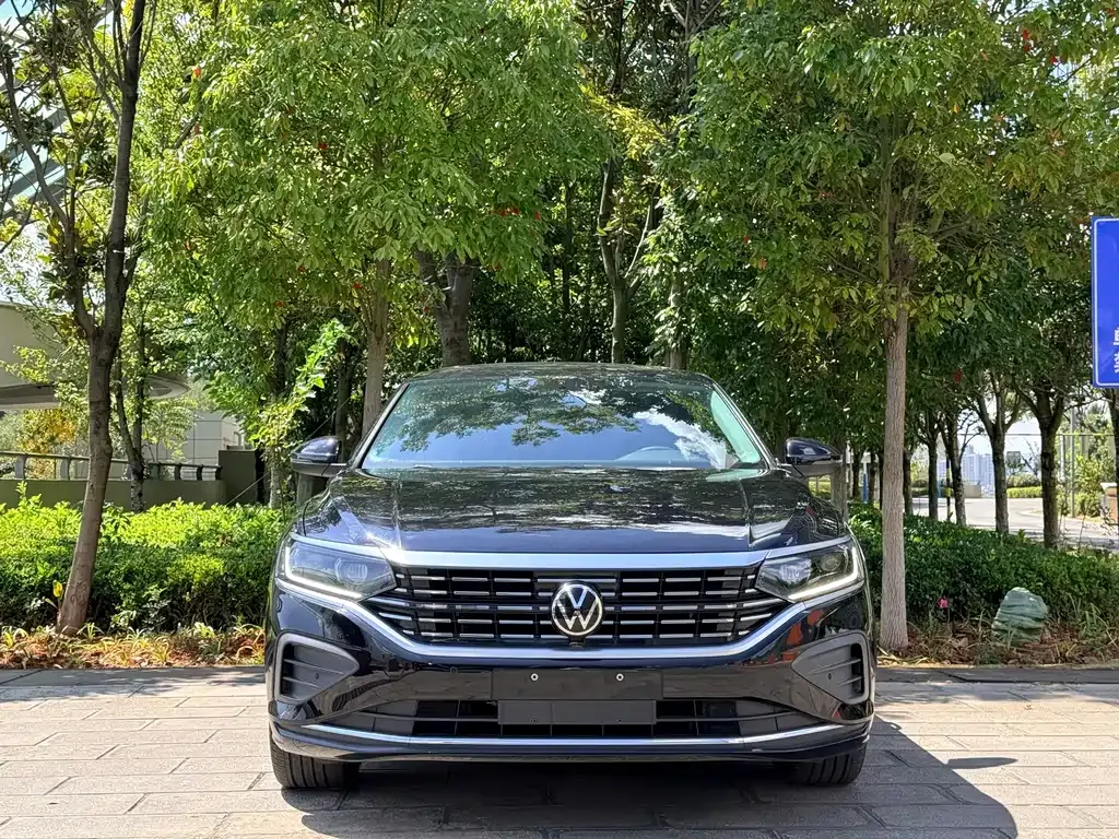 Volkswagen Passat — фото 7