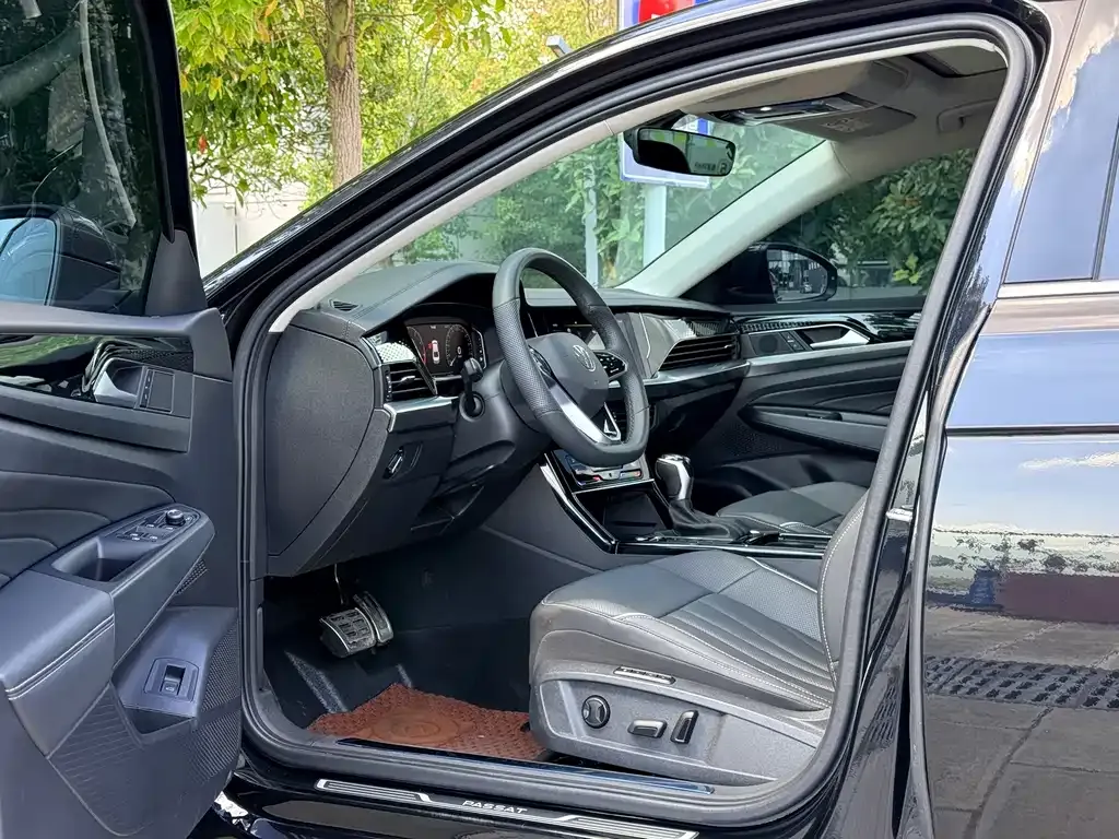 Volkswagen Passat — фото 3