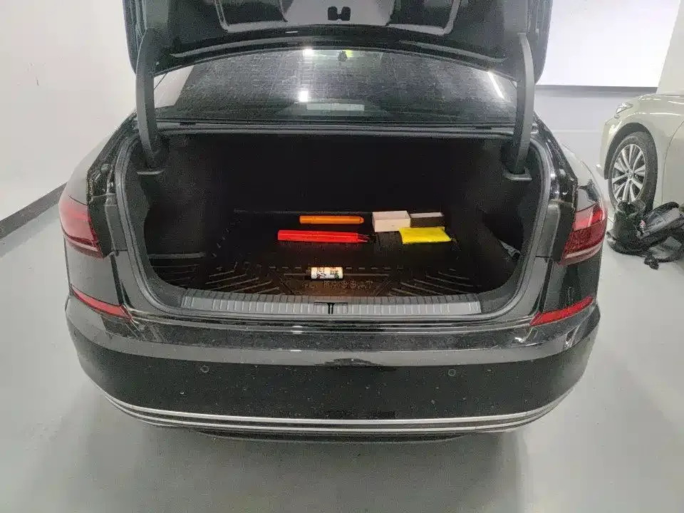 Volkswagen Passat — фото 4