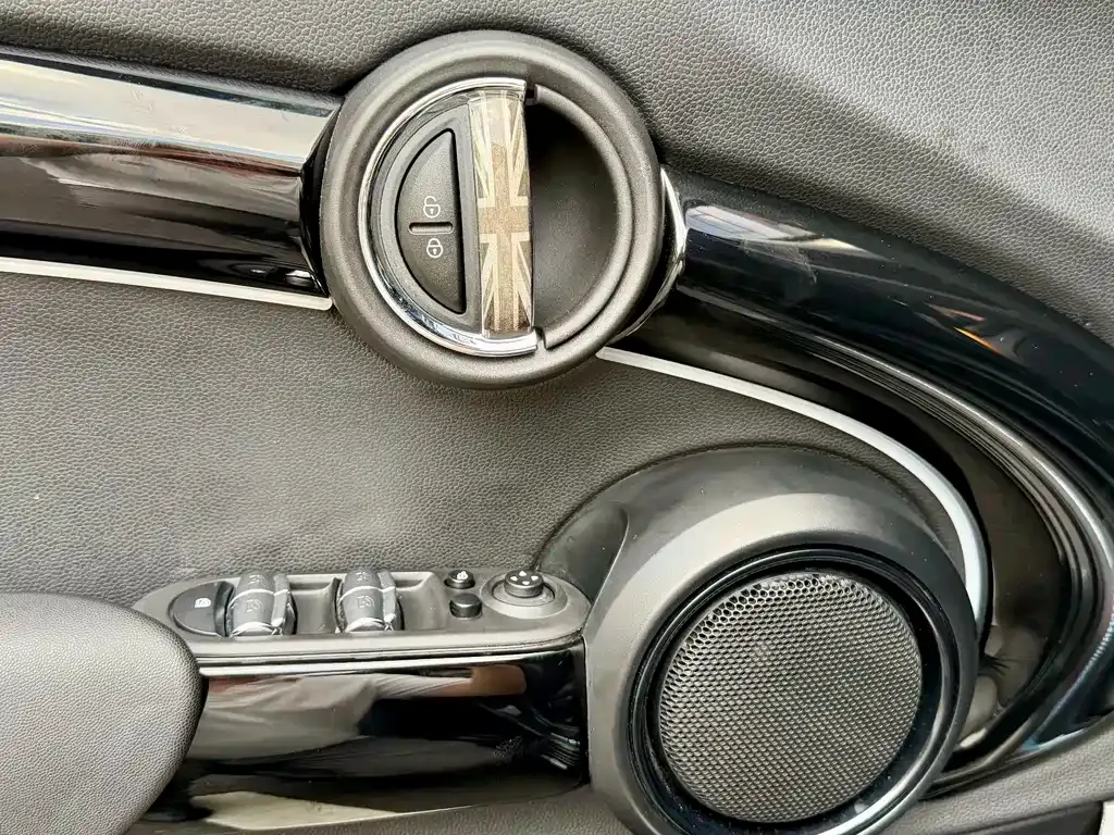 MINI Cooper (3-door) — фото 10