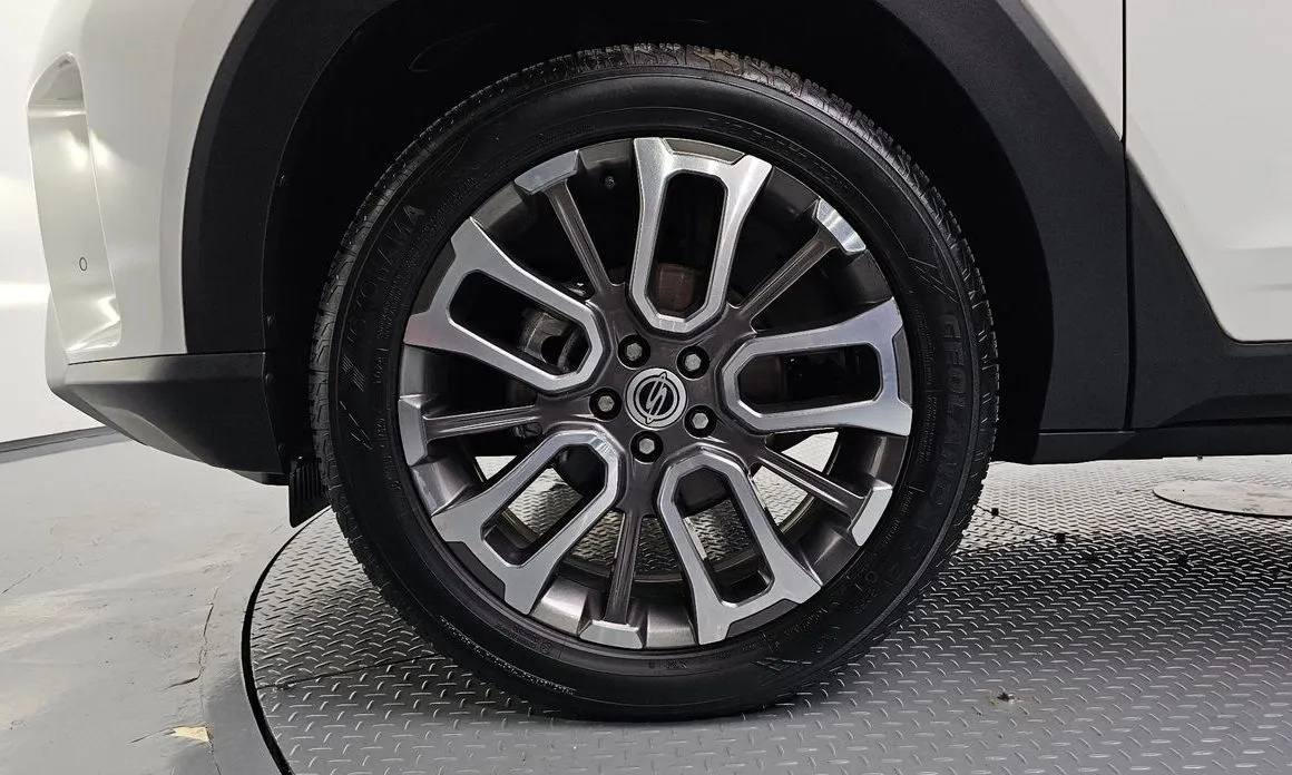 KG Mobility (Ssangyong) Torres — фото 10