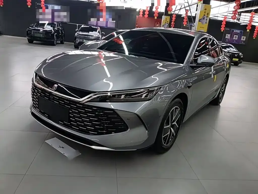 BYD Qin L — фото 8