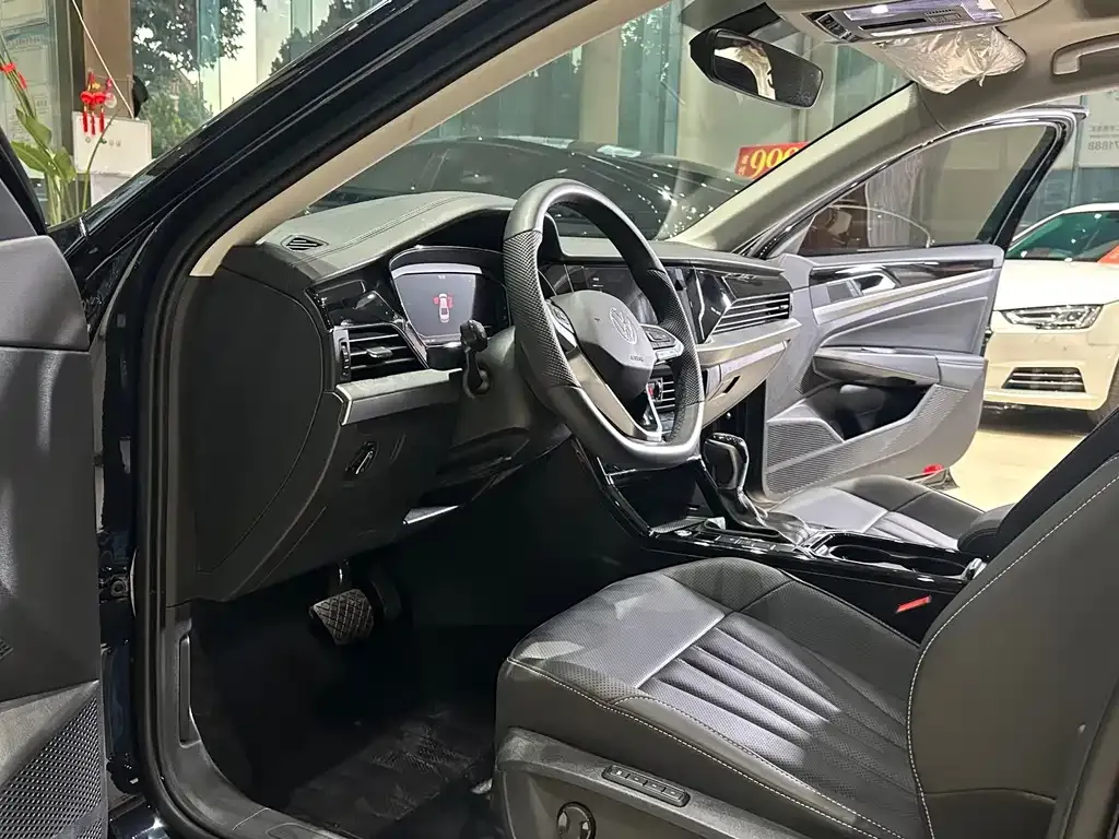 Volkswagen Passat — фото 4