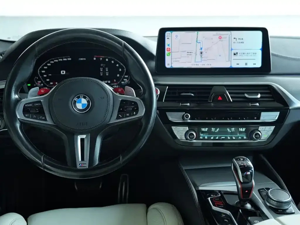 BMW M5 — фото 2