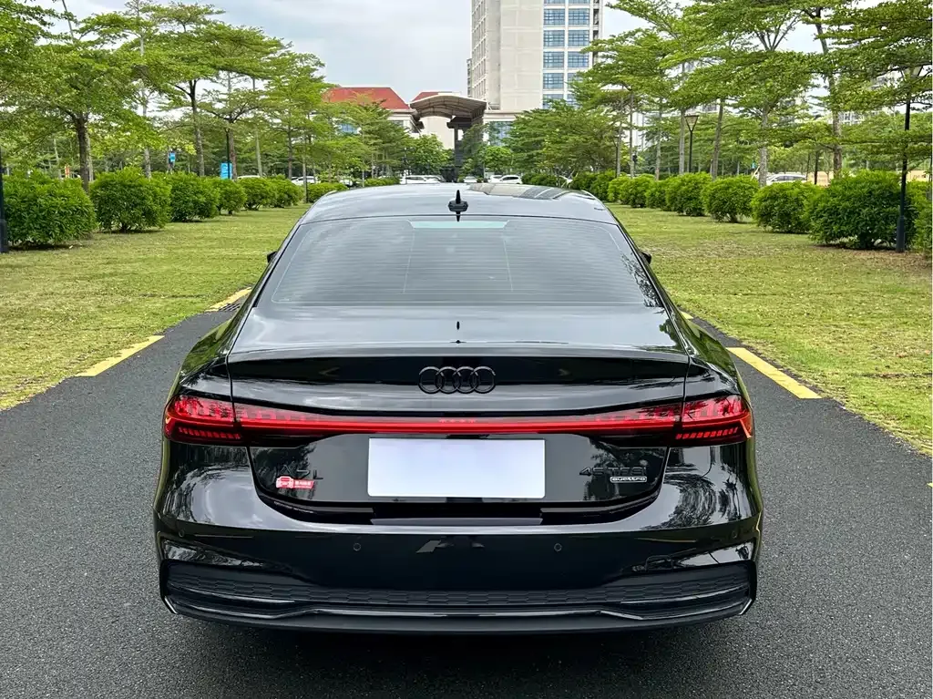 Audi A7L — фото 4
