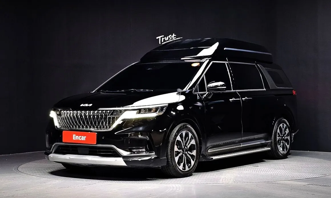 Kia Carnival — фото 1