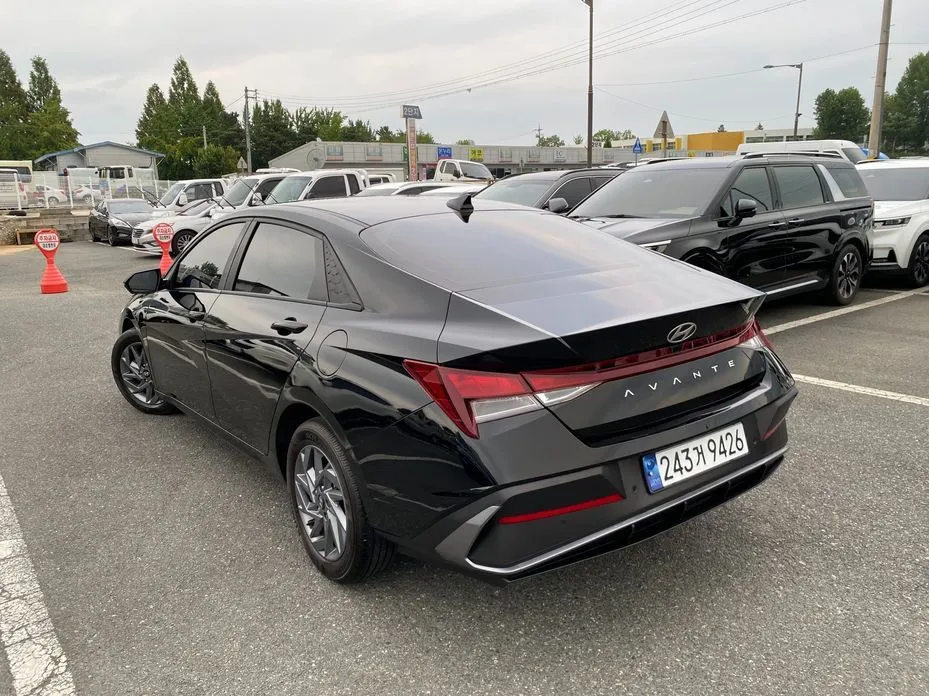 Hyundai AVANTE — фото 5