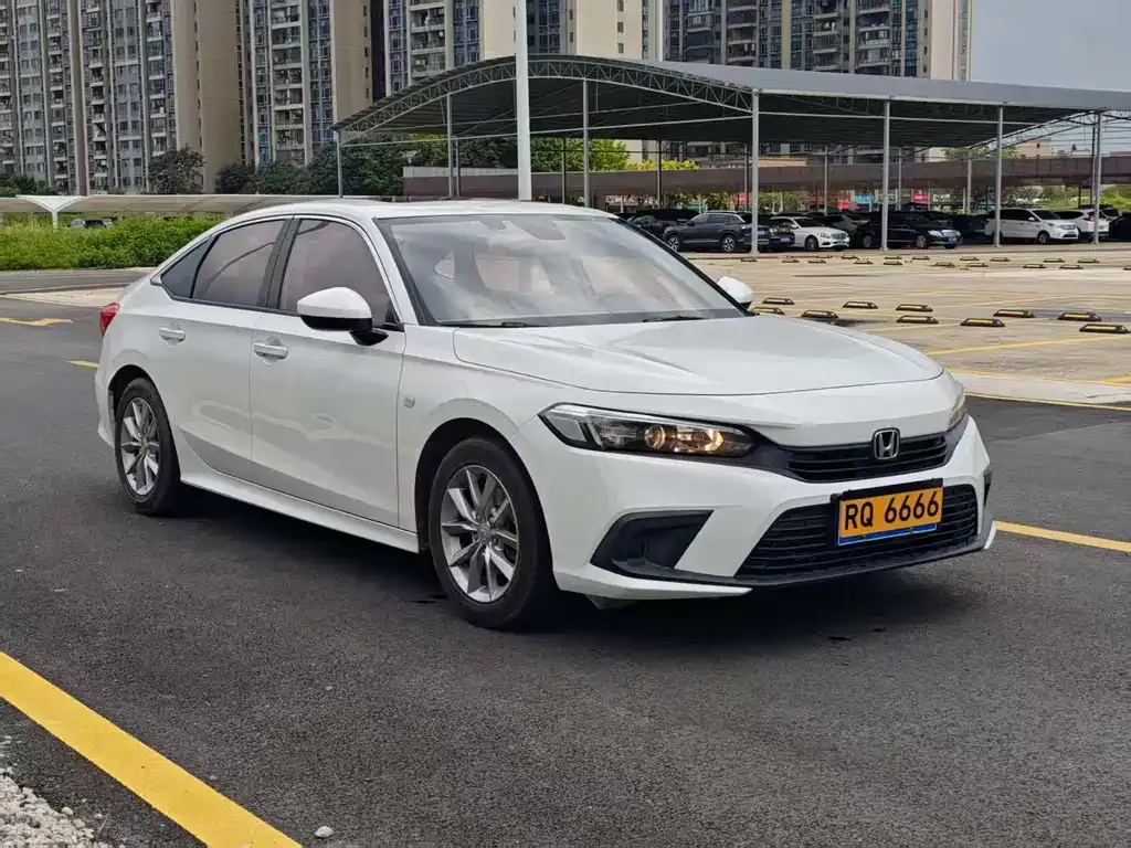 Honda Civic — фото 10