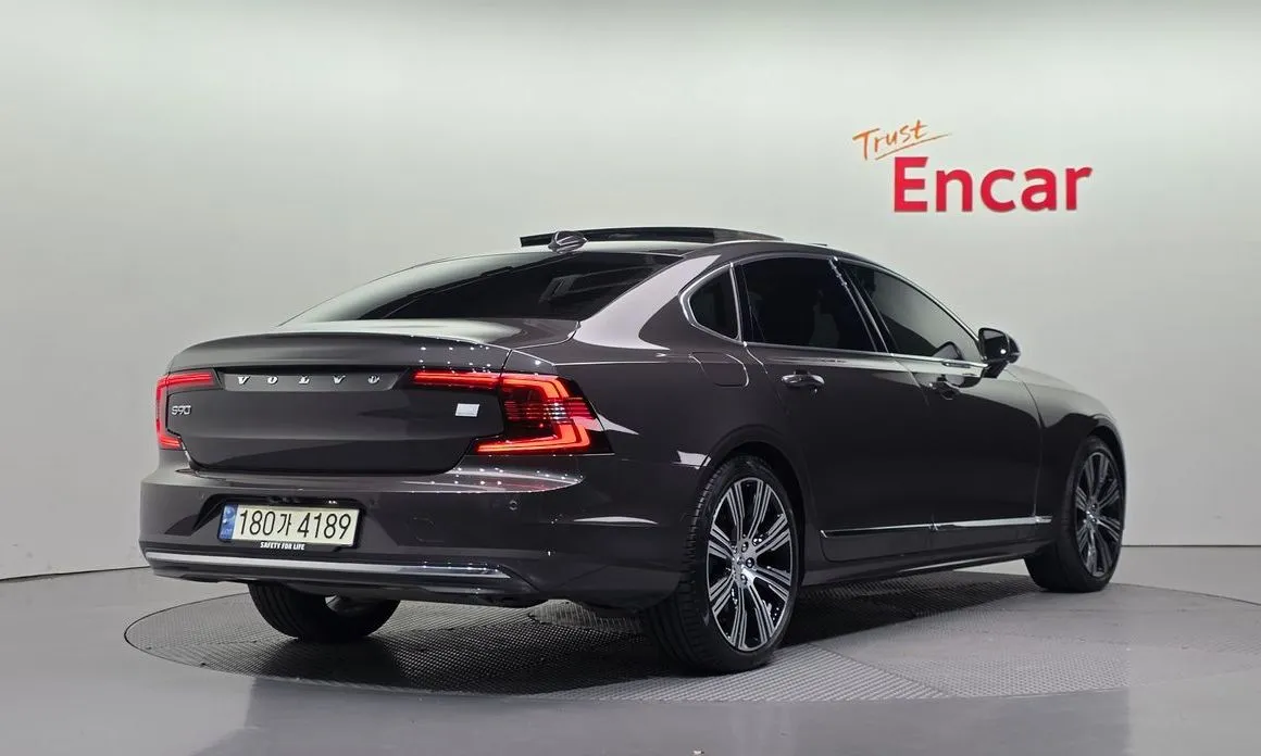 Volvo S90 — фото 4