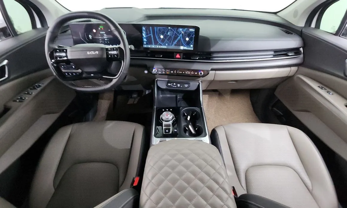 Kia Carnival — фото 10