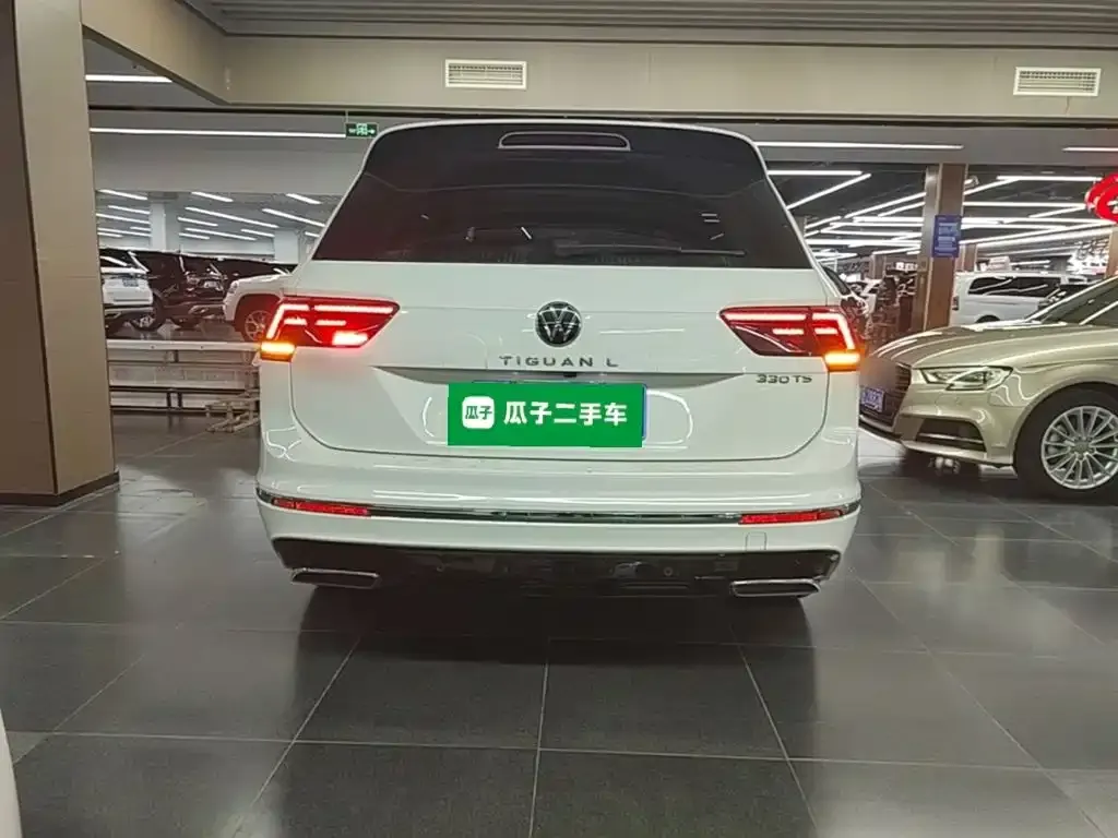 Volkswagen Tiguan L — фото 4