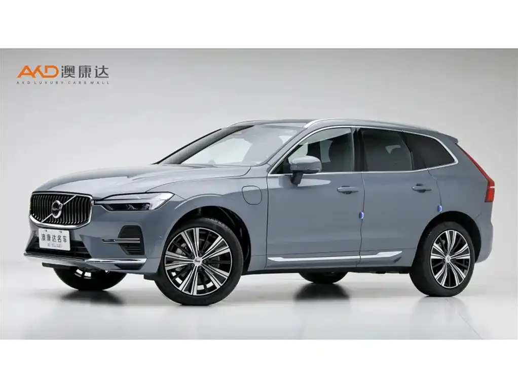 Volvo XC60 PHEV — фото 1