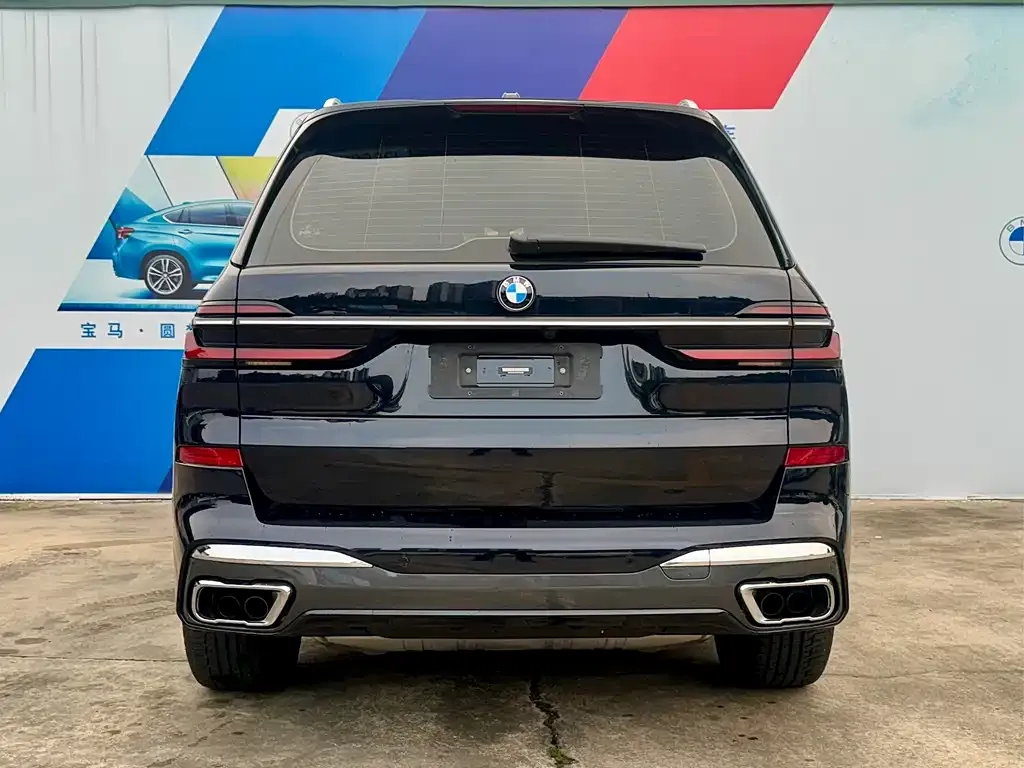 BMW X7 — фото 4
