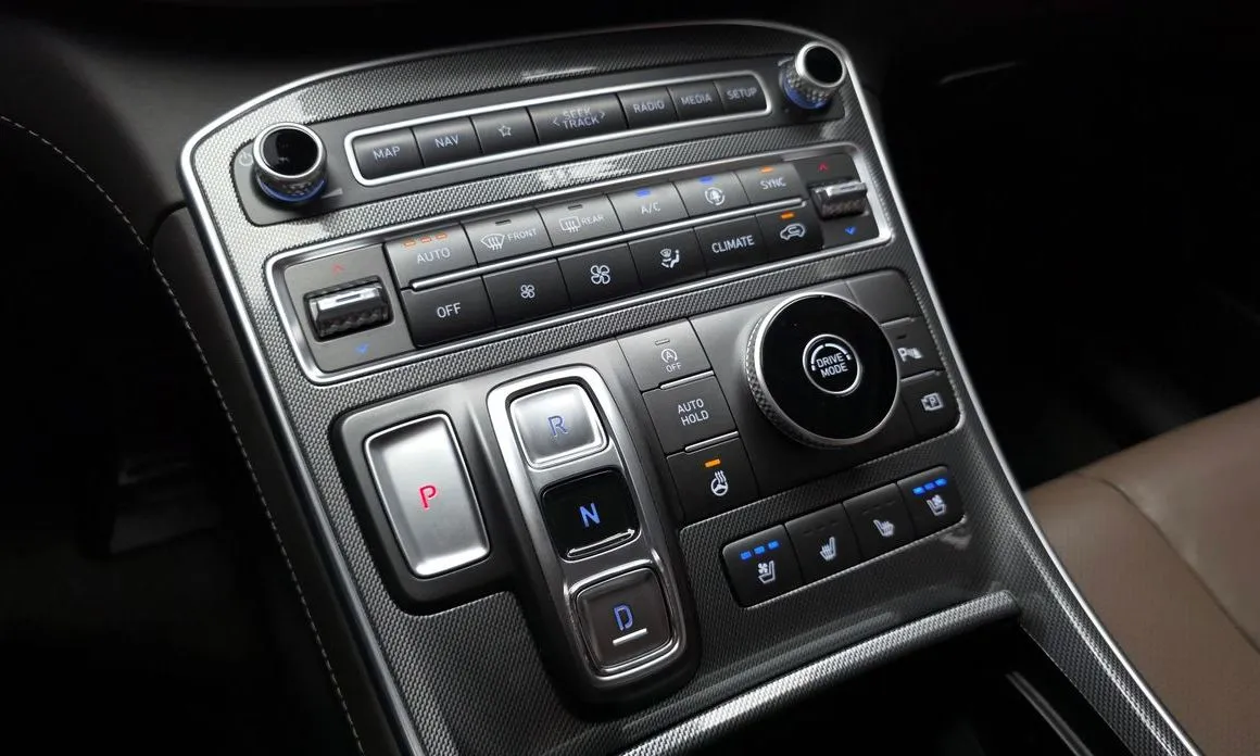 Hyundai Santafe — фото 6