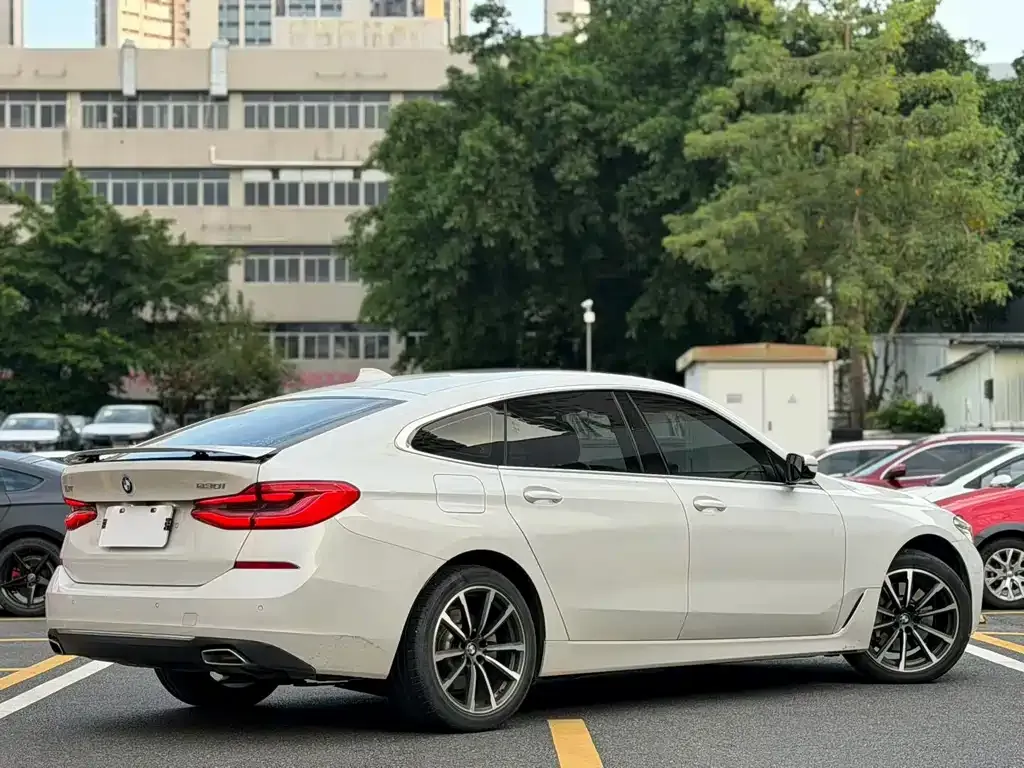 BMW 6 Series GT — фото 6