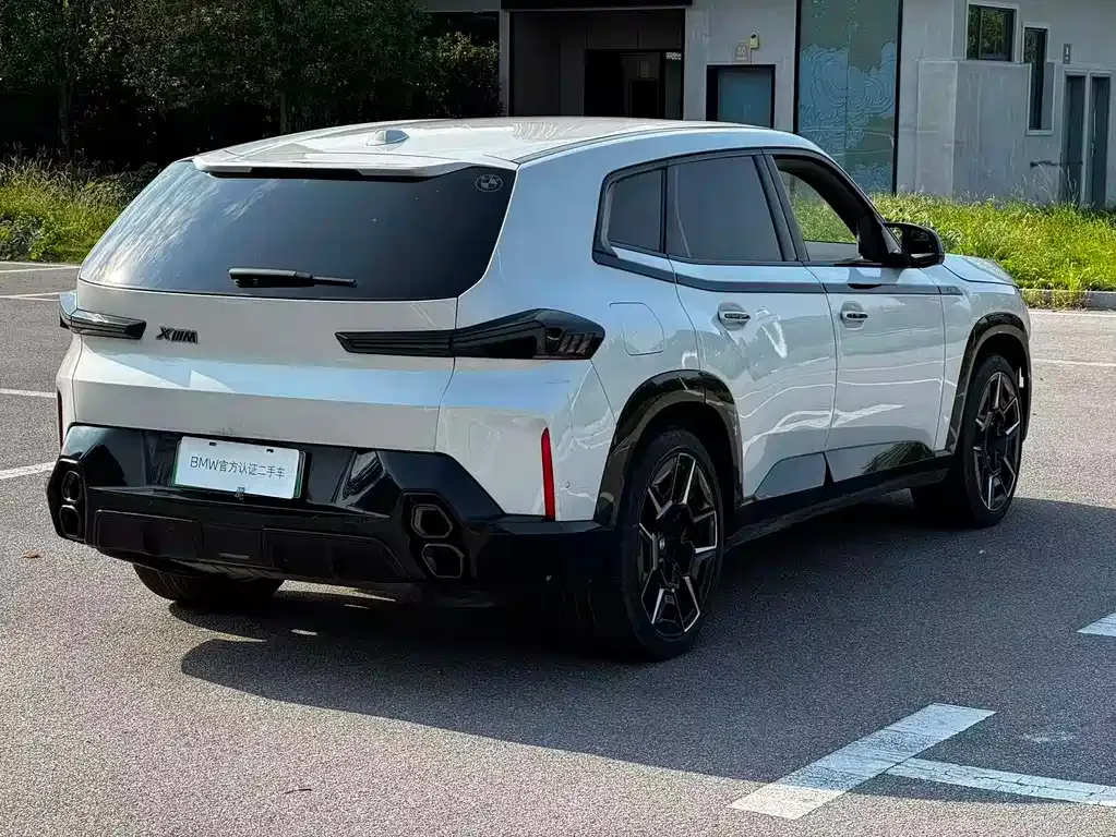 BMW XM — фото 5
