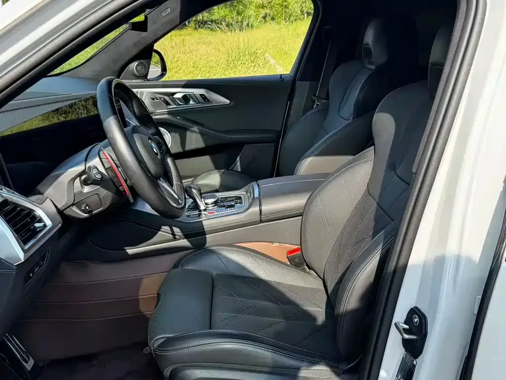 BMW XM — фото 2