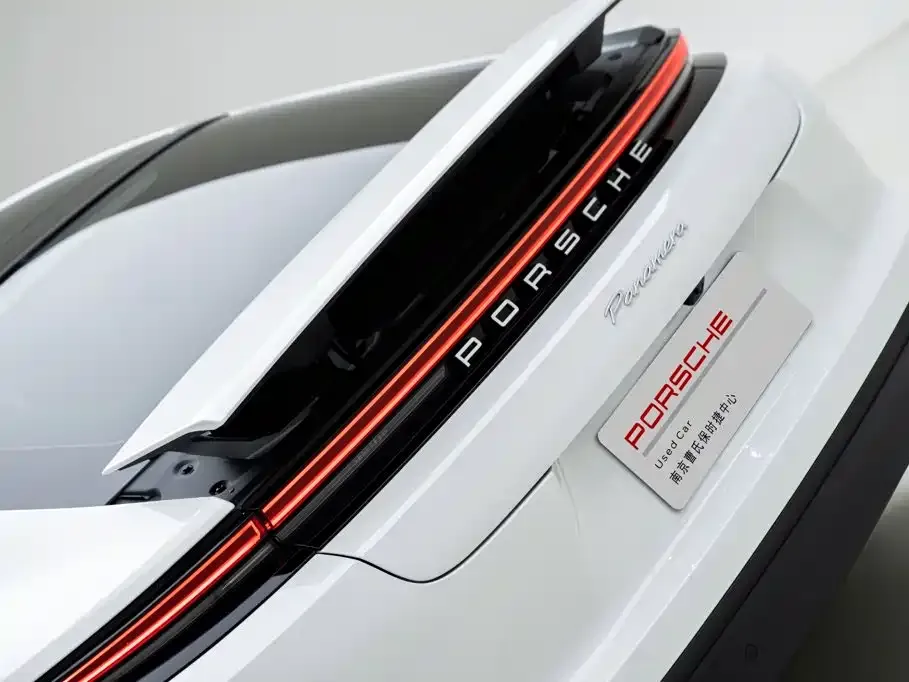Porsche Panamera — фото 8