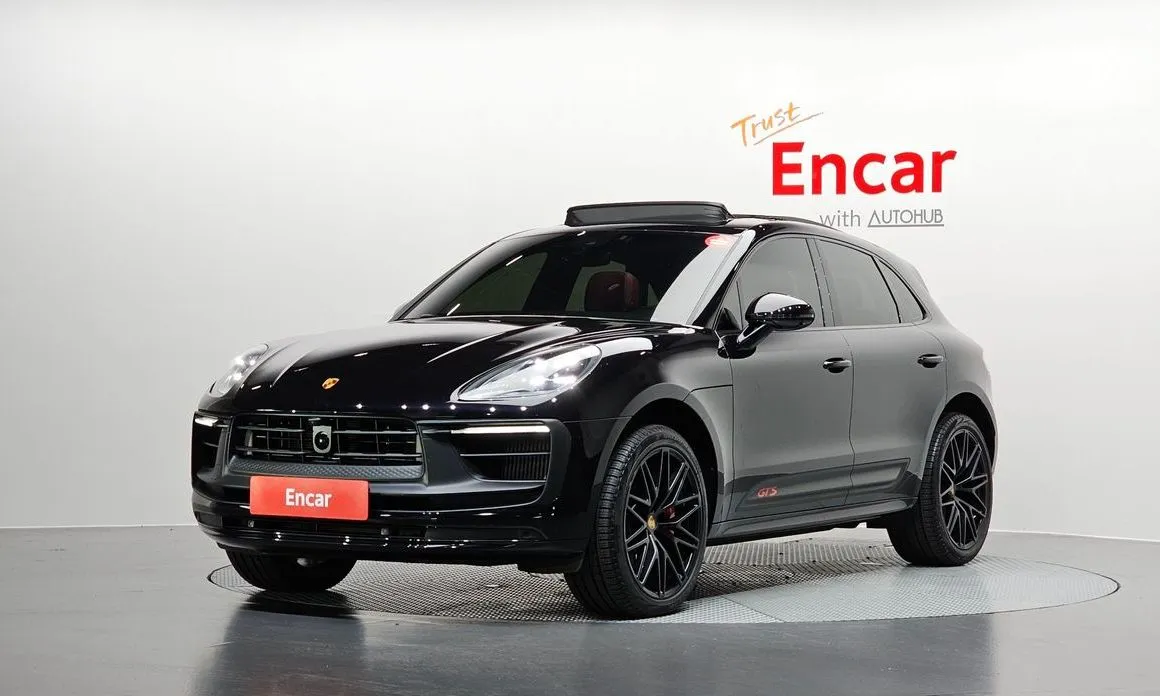 Porsche Macan — фото 1