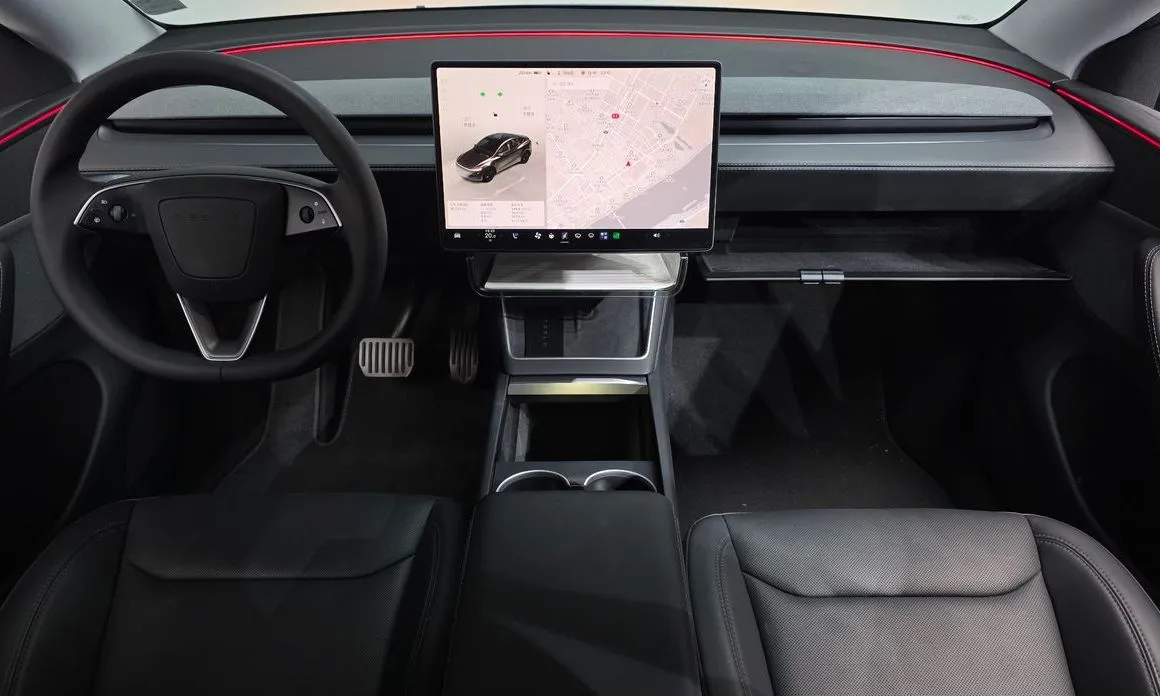 Tesla Model Y — фото 9