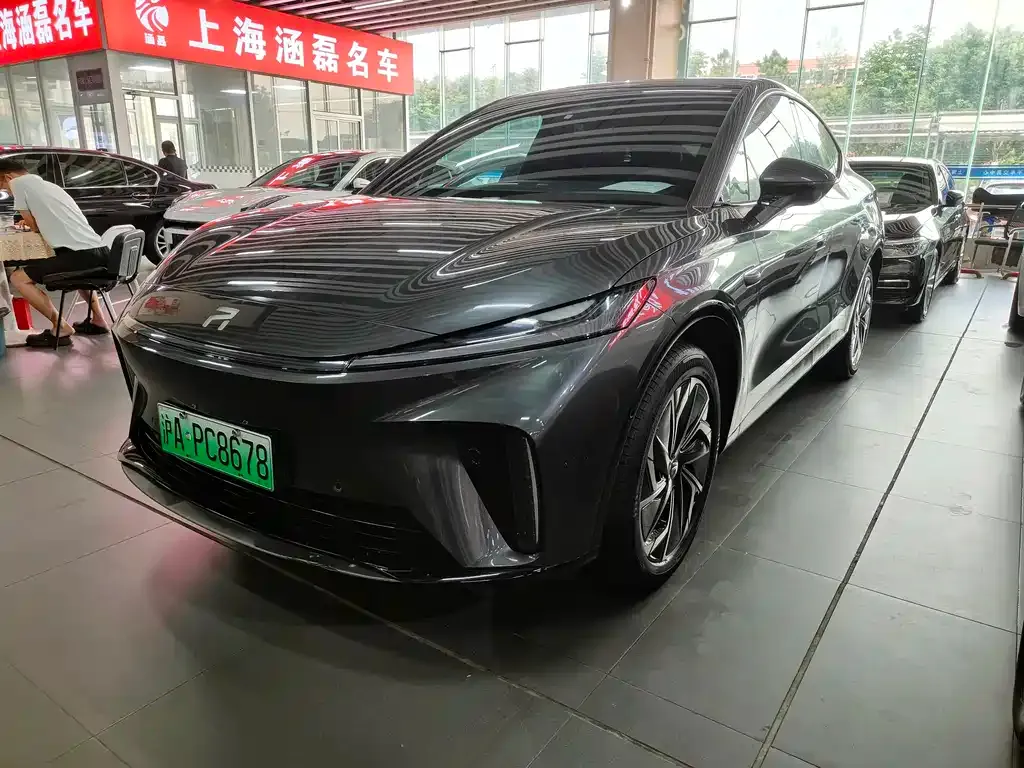 Roewe Feifan R7 — фото 1