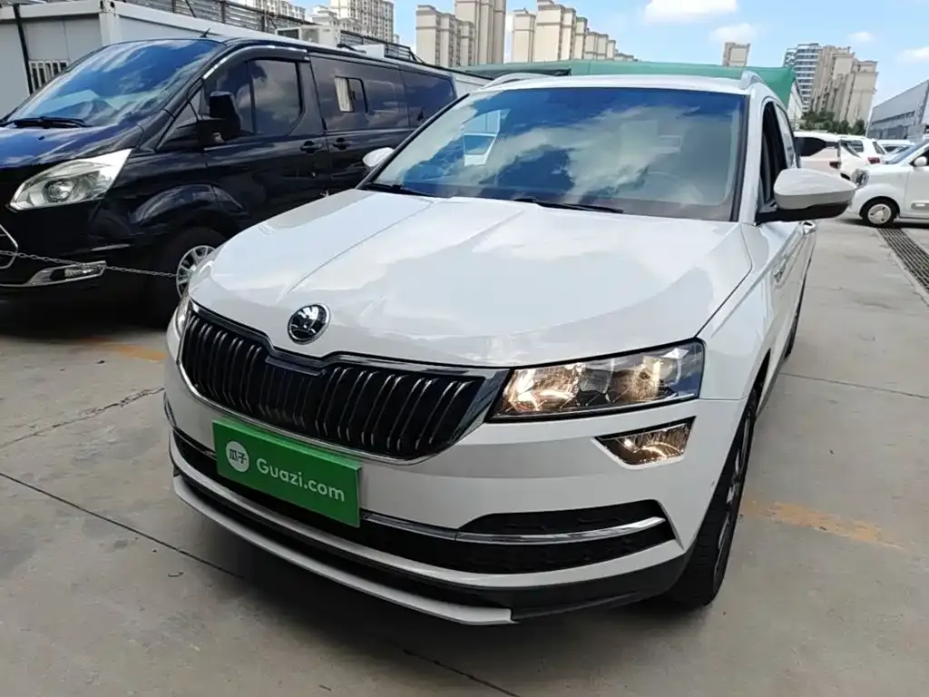 Skoda Karoq — фото 1