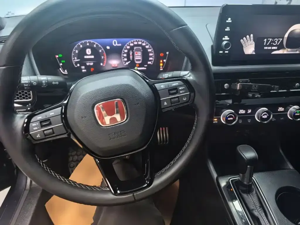 Honda Civic — фото 7