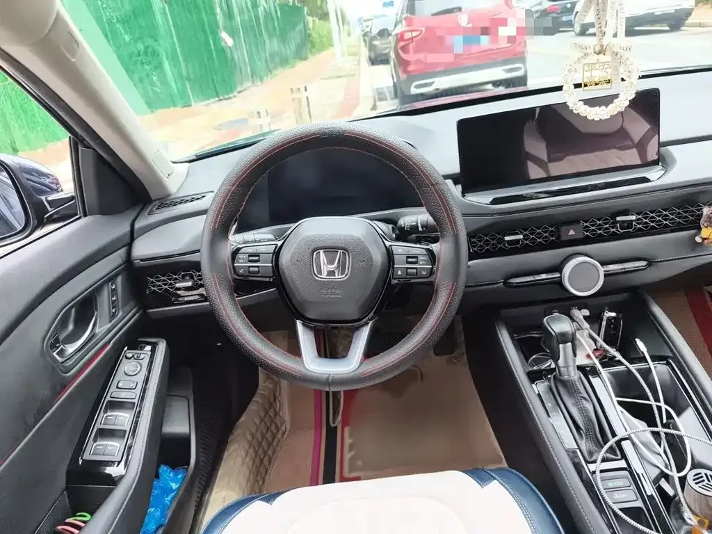 Honda Accord — фото 5