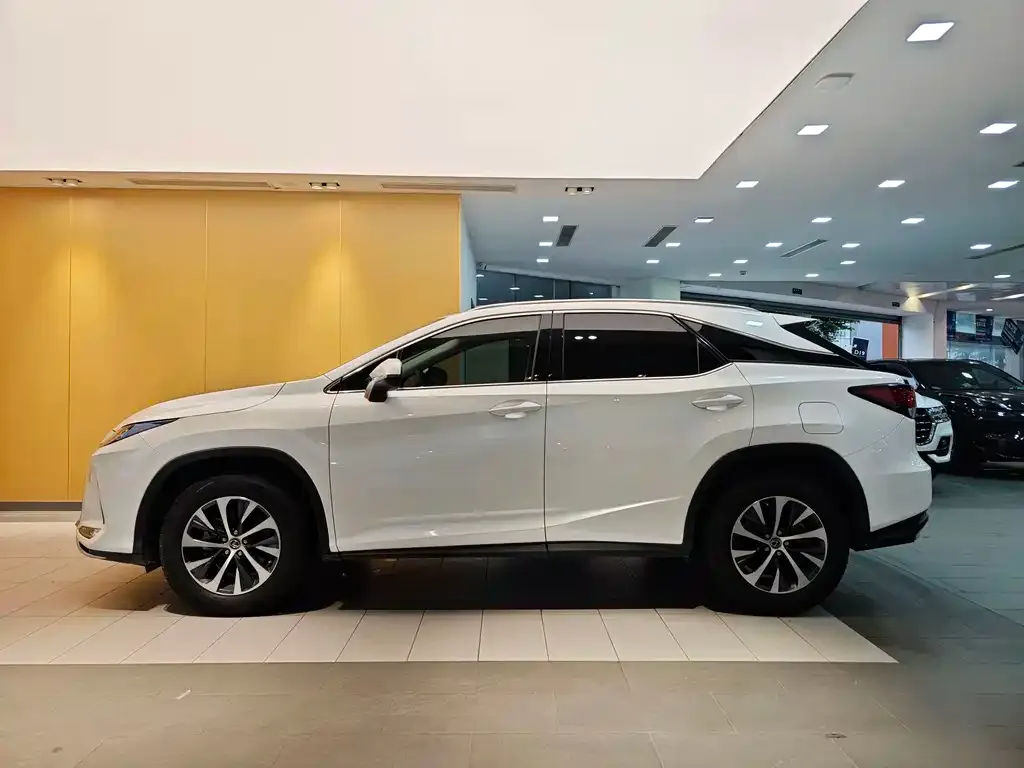 Lexus RX — фото 2