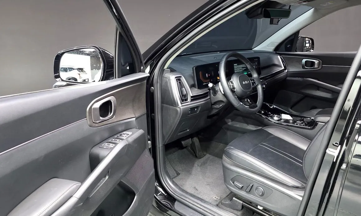 Kia Sorento — фото 10