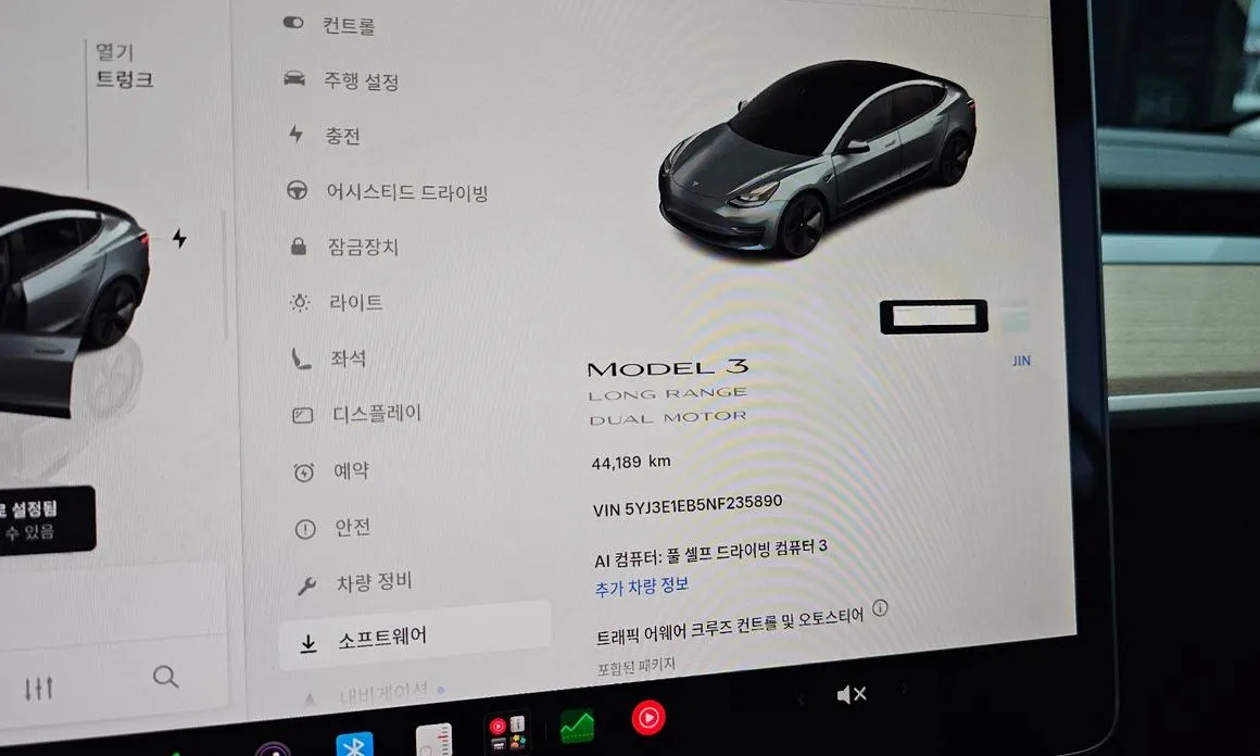 Tesla Model 3 — фото 3
