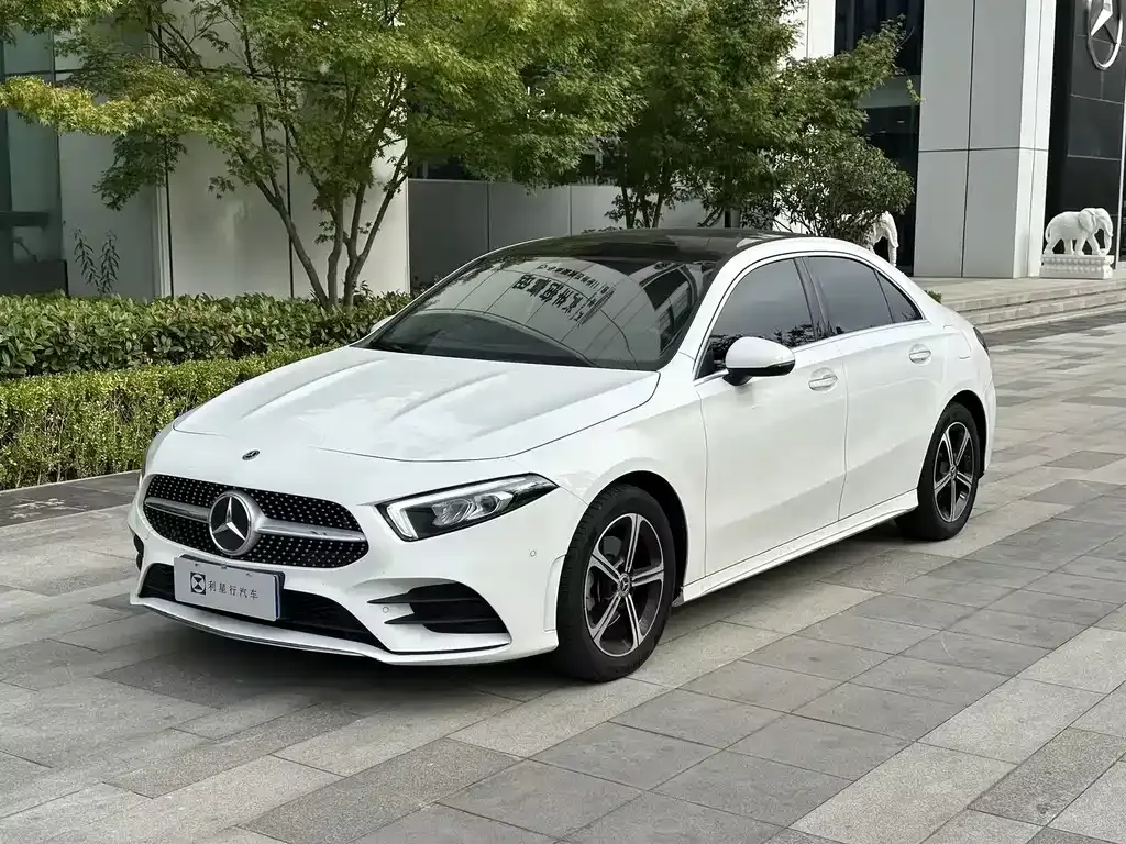Mercedes-Benz A-Class — фото 1