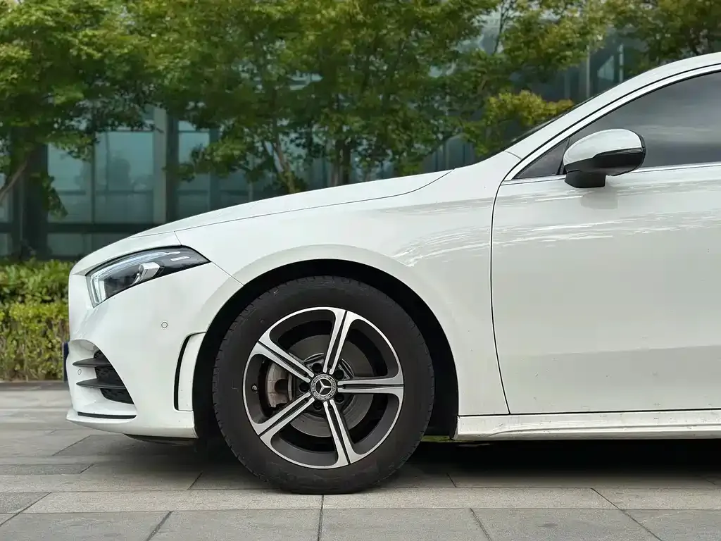 Mercedes-Benz A-Class — фото 4
