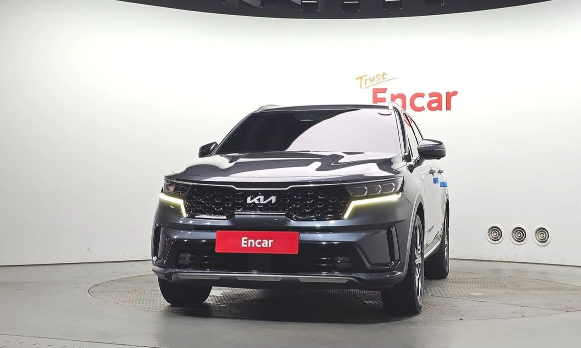 Kia Sorento — фото 6