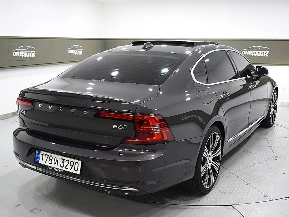 Volvo S90 — фото 7